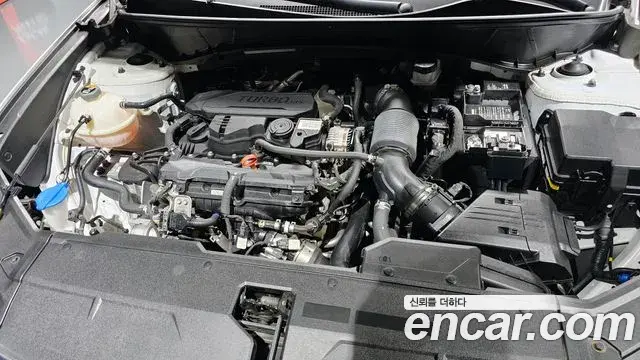 Hyundai Tucson Hybrid 2022 — ფოტო 15/20