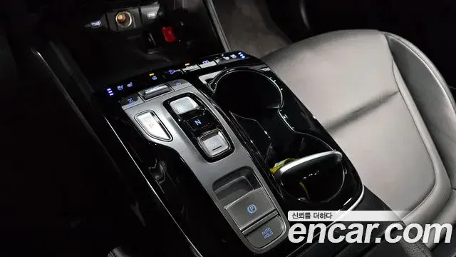 Hyundai Tucson Hybrid 2022 — ფოტო 6/20