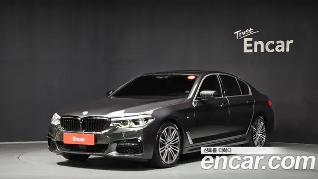 BMW 5 Series 2020 — Photo 17/20