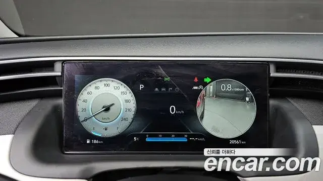 Hyundai Tucson Hybrid 2021 — ფოტო 18/20