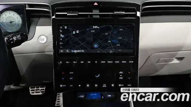 Hyundai Tucson Hybrid 2021 — ფოტო 20/20