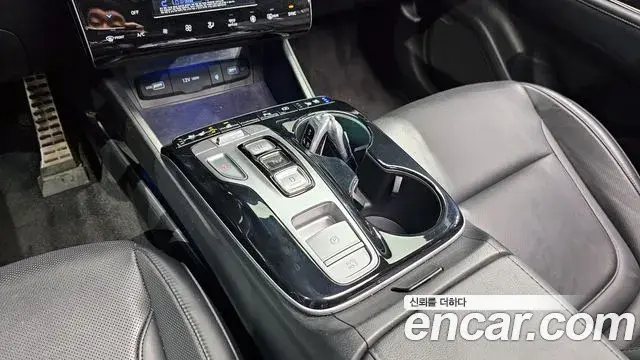 Hyundai Tucson Hybrid 2020 — ფოტო 9/20