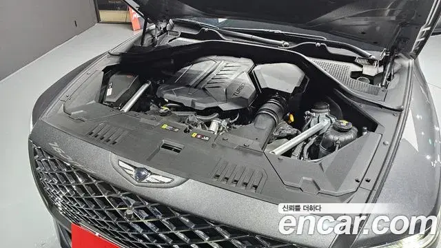 Genesis GV80 2020 — Photo 15/20