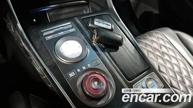 Genesis GV80 2020 — Photo 17/20