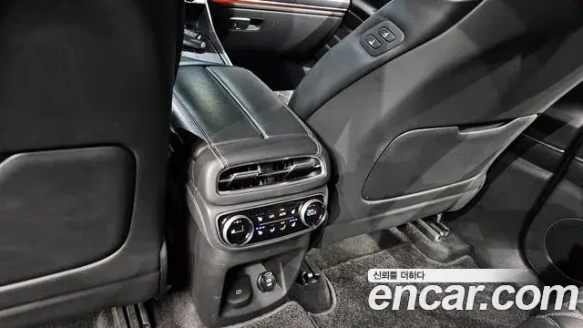 Genesis GV80 2020 — Photo 18/20