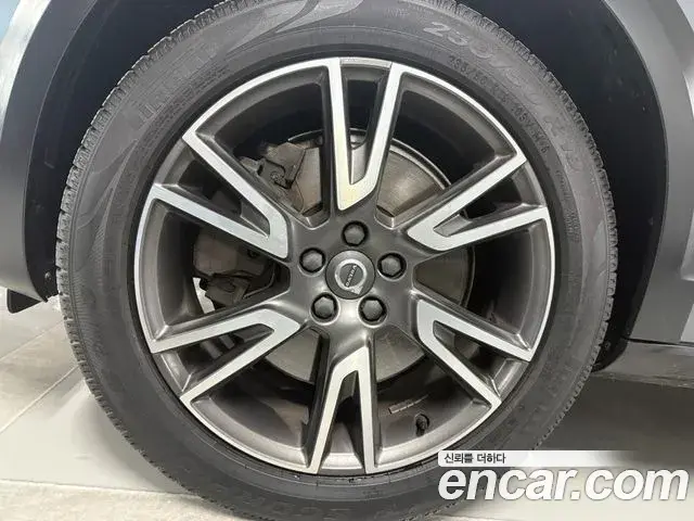 Volvo V90 Cross Country 2018 — ფოტო 12/20