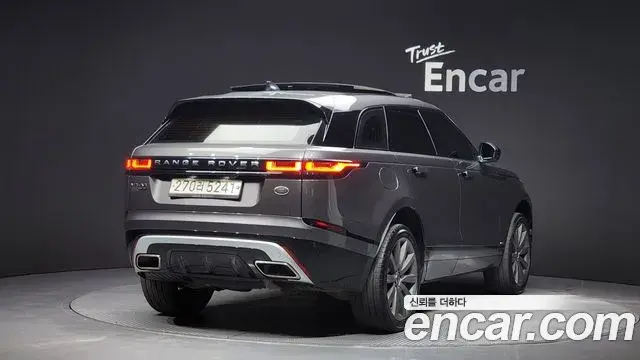 Land Rover Range Rover Velar 2018 — Фото 2/20