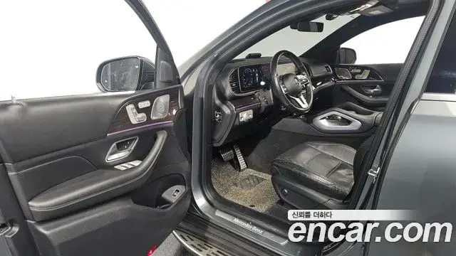 Mercedes-Benz GLE-Class 2021 — Фото 10/20