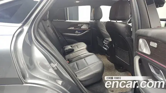 Mercedes-Benz GLE-Class 2021 — Фото 12/20