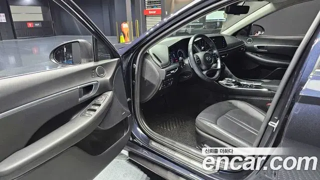 Hyundai Sonata Hybrid 2021 — Şəkil 9/20