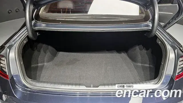 Hyundai Sonata Hybrid 2021 — Şəkil 12/20