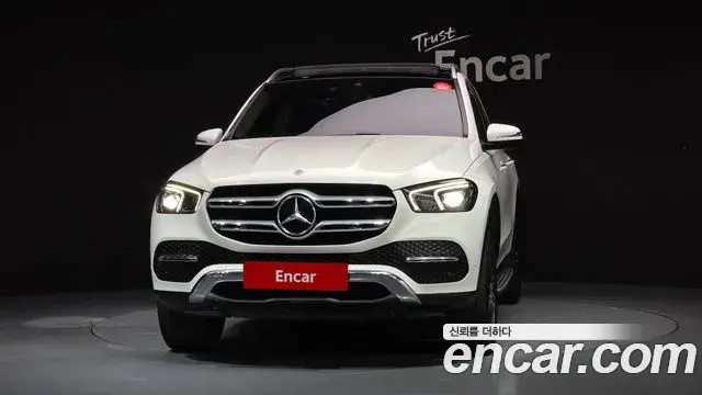 Mercedes-Benz GLE-Class 2020 — Şəkil 3/20