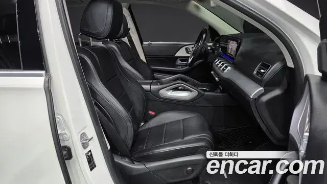 Mercedes-Benz GLE-Class 2020 — Şəkil 10/20