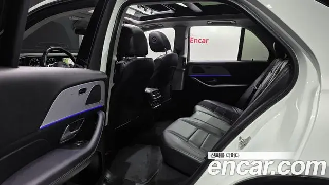 Mercedes-Benz GLE-Class 2020 — Şəkil 6/20
