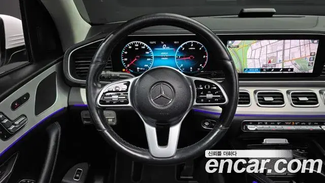 Mercedes-Benz GLE-Class 2020 — Şəkil 18/20