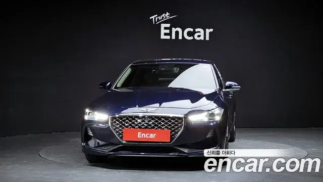Genesis G70 2018 — Photo 8/20