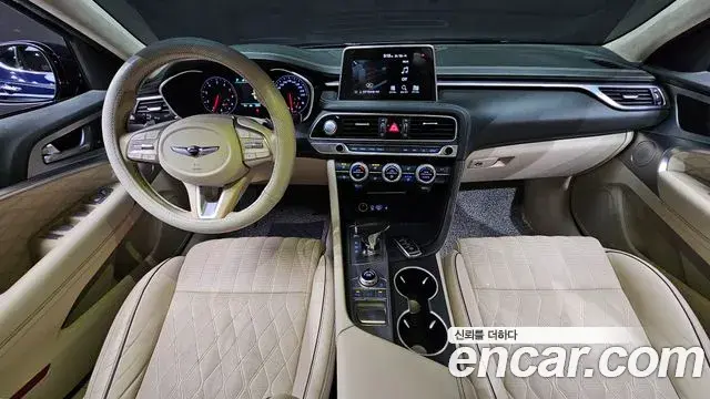 Genesis G70 2018 — Photo 14/20