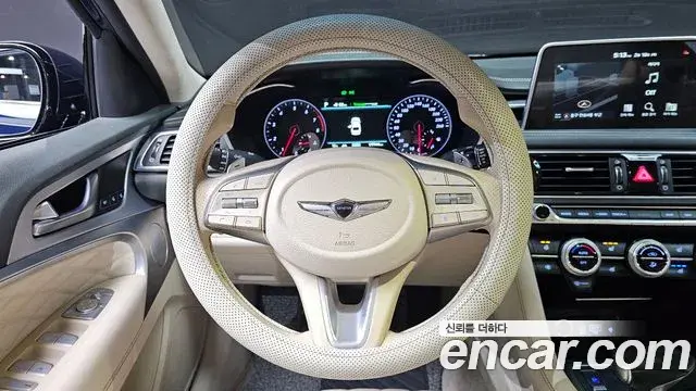 Genesis G70 2018 — Photo 11/20