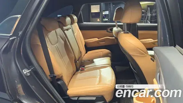 Kia Sorento 2020 — Фото 12/20
