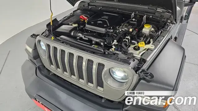 Jeep Wrangler 2019 — Фото 6/20
