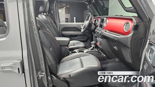 Jeep Wrangler 2019 — Фото 11/20