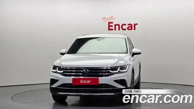 Volkswagen Tiguan 2024 — ფოტო 7/20