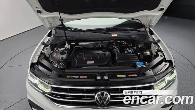 Volkswagen Tiguan 2024 — ფოტო 6/20