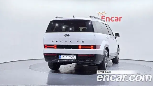 Hyundai Santa Fe 2024 — Photo 19/20