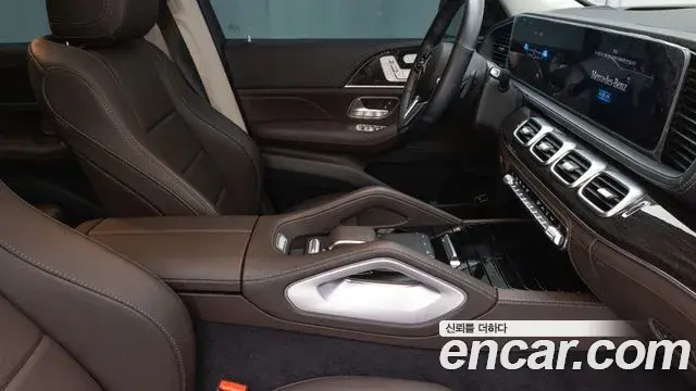 Mercedes-Benz GLE-Class 2023 — Şəkil 9/20