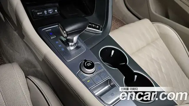 Genesis G70 2019 — ფოტო 17/20
