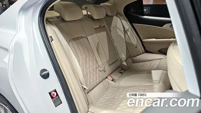 Genesis G70 2019 — ფოტო 7/20