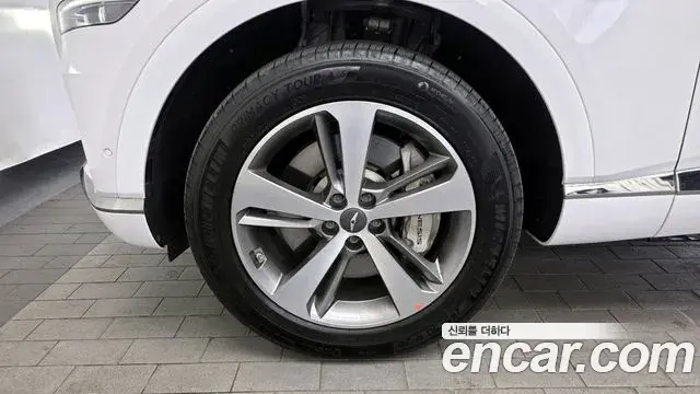 Genesis GV80 2021 — ფოტო 7/20