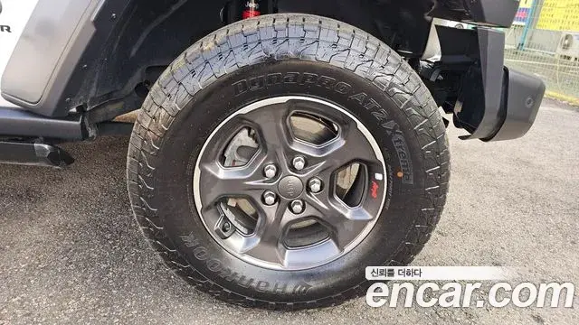 Jeep Gladiator 2021 — Şəkil 17/20