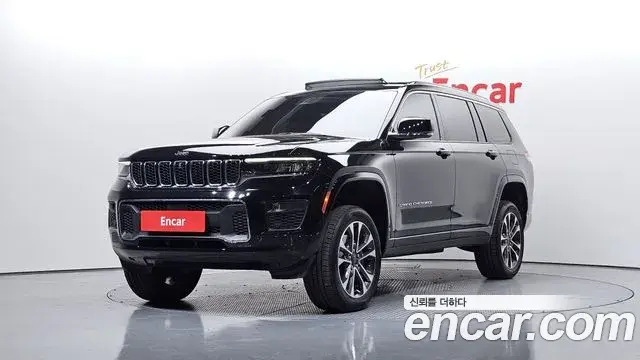 Jeep Grand Cherokee 2022 — ფოტო 12/20