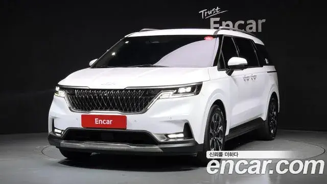 Kia Carnival 2022 — Фото 1/20