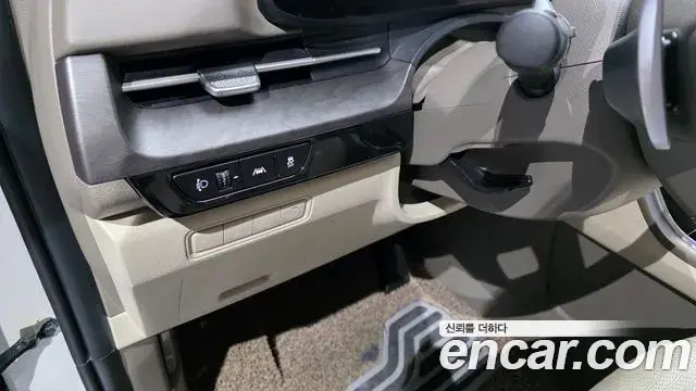 Kia Carnival 2022 — Фото 19/20
