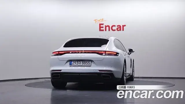 Porsche Panamera 2022 — Photo 1/20
