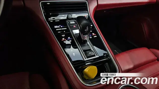 Porsche Panamera 2022 — Photo 15/20