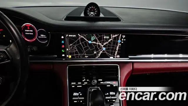 Porsche Panamera 2022 — Photo 14/20