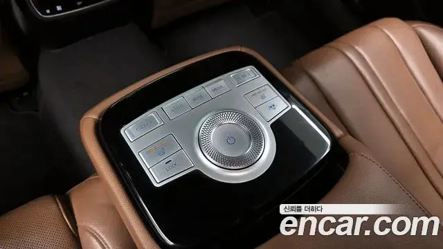 Genesis G80 2020 — Photo 19/20