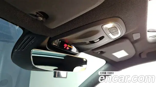 Volvo XC40 2020 — Şəkil 3/20