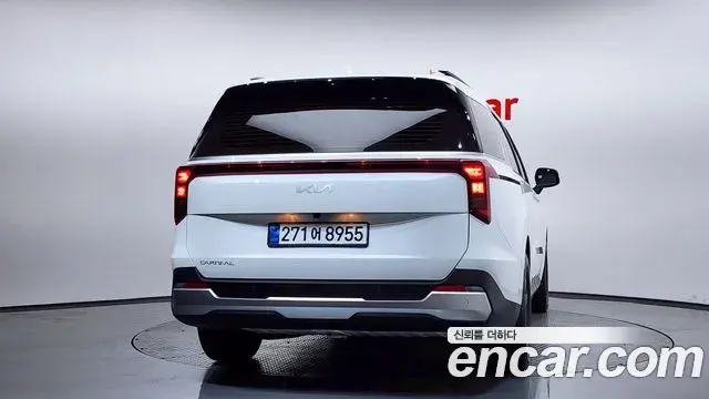 Kia Carnival 2025 — Şəkil 4/20