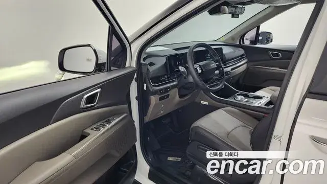 Kia Carnival 2025 — Şəkil 6/20