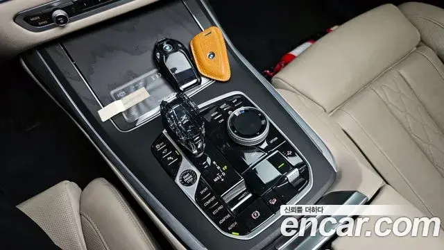 BMW X7 2020 — ფოტო 2/20