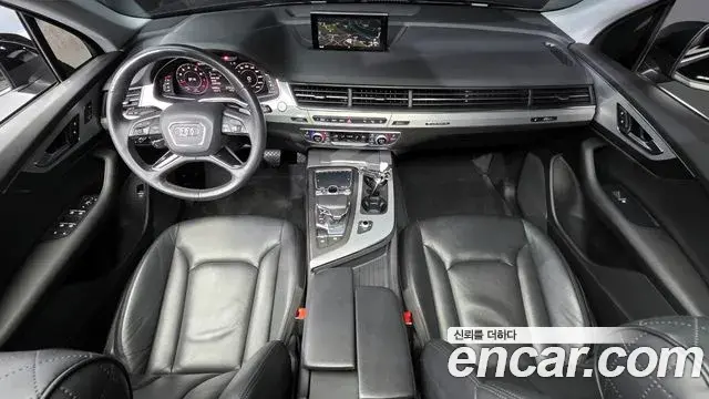 Audi Q7 2019 — Şəkil 9/20