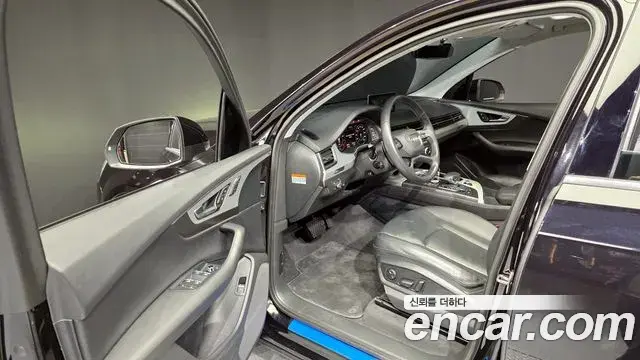 Audi Q7 2019 — Şəkil 1/20