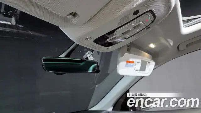 Audi Q7 2019 — Şəkil 8/20