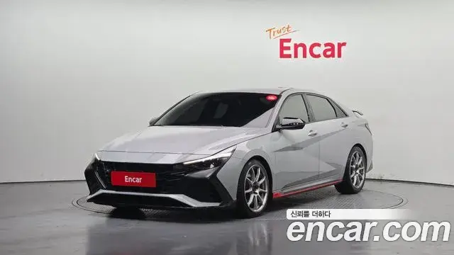 Hyundai Avante 2022 — Фото 1/20