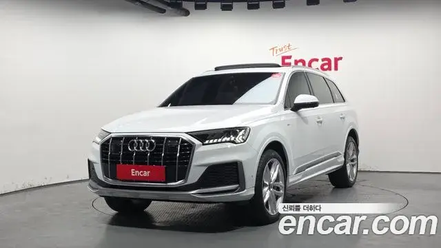 Audi Q7 2023 — Photo 4/20