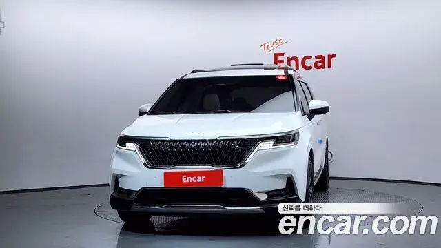 Kia Carnival 2021 — Фото 3/20